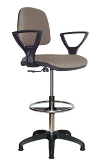 Фото - кресло кассира Астек со спинкой/подлокотниками/на колесах высокое 